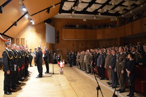 Uroczysty apel przed koncertem 