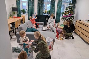 Mikołaje w mundurach