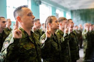 "Ja obywatel Rzeczpospolitej Polskiej ... - ślubuję ... " 