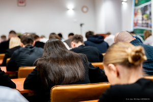 egzaminy podczas procedury rekrutacyjnej do POSG 