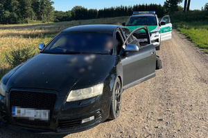 Kurierzy i nielegalni migranci zatrzymani przy granicy z Litwą 
