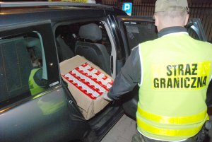 Papierosy ujawnione na tylnym siedzeniu Citroena 