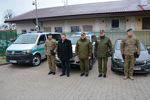 Uroczystość przekazania nowych samochodów w Augustowie 