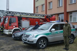 Uroczystość przekazania samochodu Placówce SG w Sejnach 