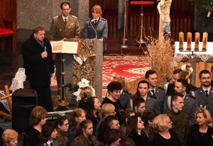 Gospodarz uroczystości Ksiądz Leon Grygorczyk 