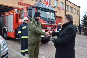 Uroczystość przekazania nowego samochodu Placówce SG w Kuźnicy 