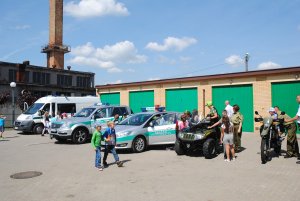 Wizyta dzieci na Placówce SG w Sejnach 