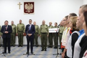 Spotkanie uczestników Biegu „Wokół Niepodległej” z Premierem 