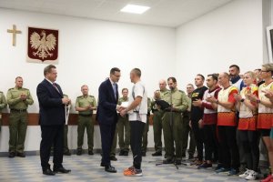 Spotkanie uczestników Biegu „Wokół Niepodległej” z Premierem 