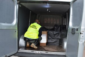 Ujawniona kontrabanda na pace busa 