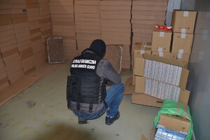 Ujawniony nielegalny towar wart blisko 950 tys. złotych Ujawniony nielegalny towar wart blisko 950 tys. złotych