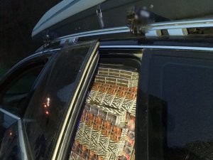 Nielegalne papierosy przewożone w Audi Nielegalne papierosy przewożone w Audi