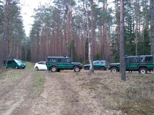 Zatrzymanie organizatorów nielegalnego przekroczenia granicy 