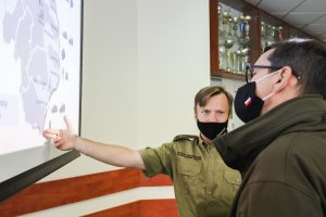 Płk SG A. Jakubaszek przedstawia sytuację na polsko-białoruskiej granicy 