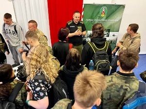 Straż Graniczna z wizytą w Zespole Szkół Akademickich w Łomży 