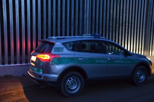 Nocny patrol przy granicy