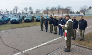 Przekazanie nowych samochodów terenowych dla SG 
