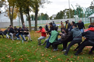 Event na świeżym powietrzu 03 Przeciąganie liny