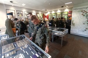 Wizyta uczniów z Liceum Ogólnokształcącego Centrum Szkół Mundurowych w Białymstoku 