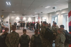 Zwiedzanie Sali Tradycji Podlaskiego Oddziału Straży Granicznej 