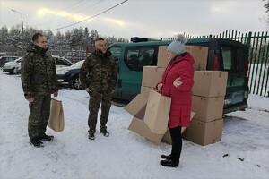 Przekazanie kocy mieszkańcom DPS w Jałówce 