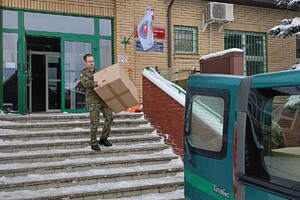 Przekazanie kocy mieszkańcom DPS w Jałówce 