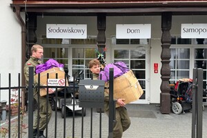 Pakiety pomocowe z żywnością 