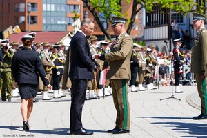 Wręczenie nominacji generalskiej Komendantowi POSG 