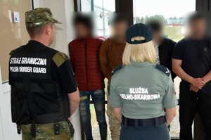Nielegalni migranci z Algerii zatrzymani w Kuźnicy 