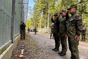 Uroczystość zainstalowania taplicy ku pamięci śp. sirż. SG Mateusza Sitka 