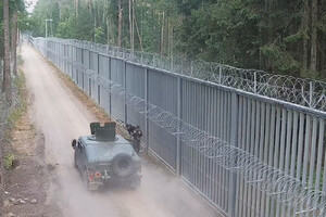 Zatrzymanie migrantów po nielegalnym przekroczeniu granicy 