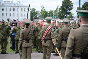 Ślubowanie funkcjonariuszy służby kontraktowej 