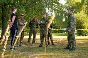 Egzaminy służby kontraktowej 