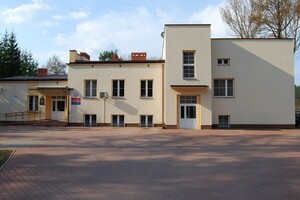 Widok na wejście główne