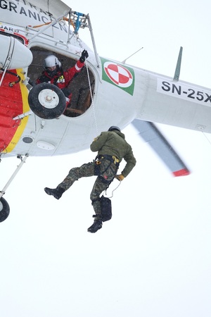 Szkolenie z wykorzystaniem śmigłowca 