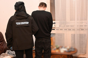 Zatrzymani za pomocnictwo w nielegalnym przekraczaniu granicy