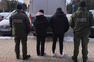 Zatrzymani za przemyt papierosów balonami