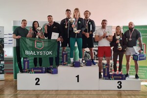 "Bezgranicznie Silni" 