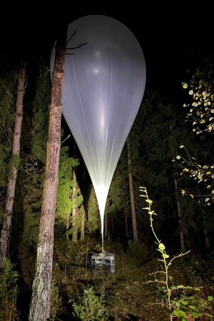 Ujawnienie nielegalnych papierosów przemyconych za pomocą balonów meteorologicznych. 