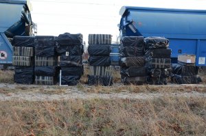 Wartość przemycanych papierosów to blisko 418 tys. zł. 