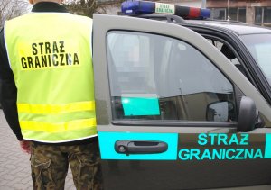 Zatrzymano 2 cudzoziemców za nielegalne przekroczenie granicy naszego państwa 
